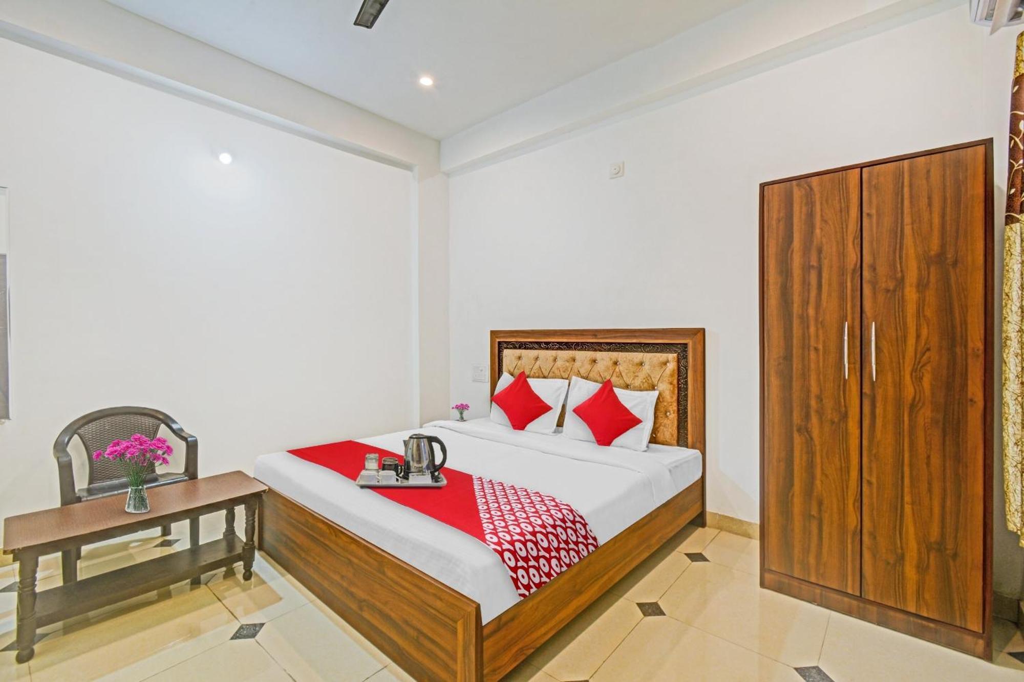 Hotel O Padharo Saa Udaipur Eksteriør billede