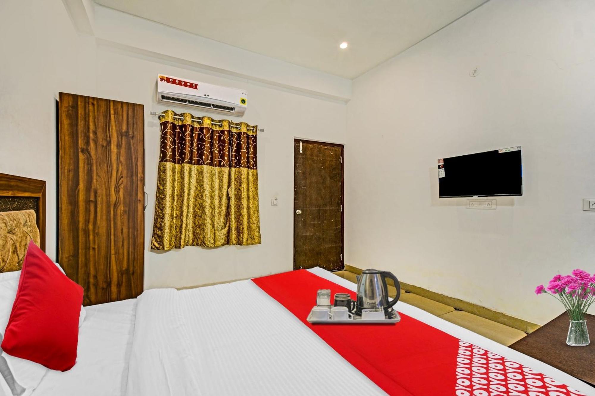 Hotel O Padharo Saa Udaipur Eksteriør billede